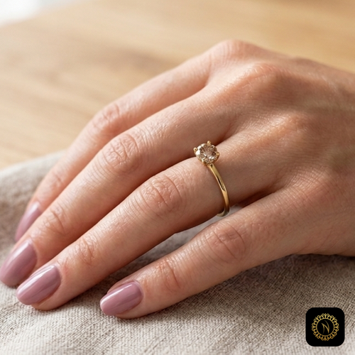 Classic Gold Ring with Champagne Quartz Crystal